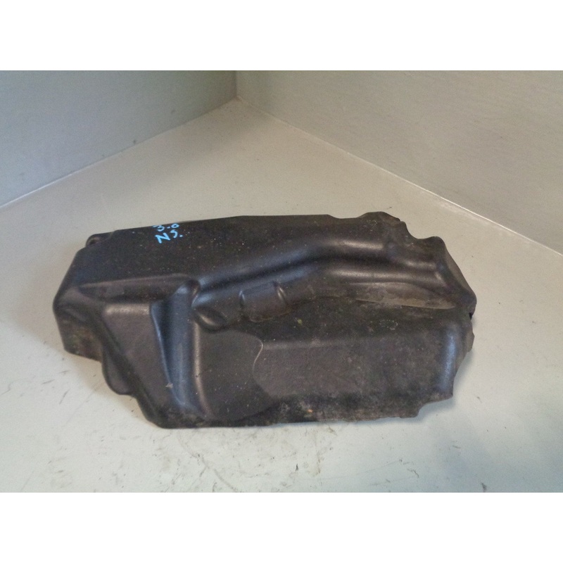 Range Rover Sport Injector Cover Left 3.0 TDV6 9X2Q-9U550-CA 2009 to 2013