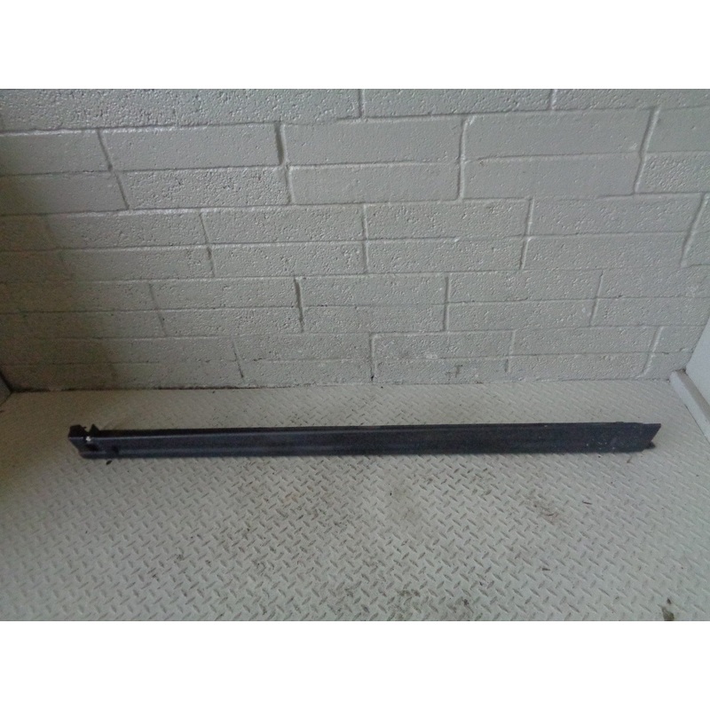 Range Rover Sport Sill Cover Plastic Trim Off Side Right L320 DDJ000301