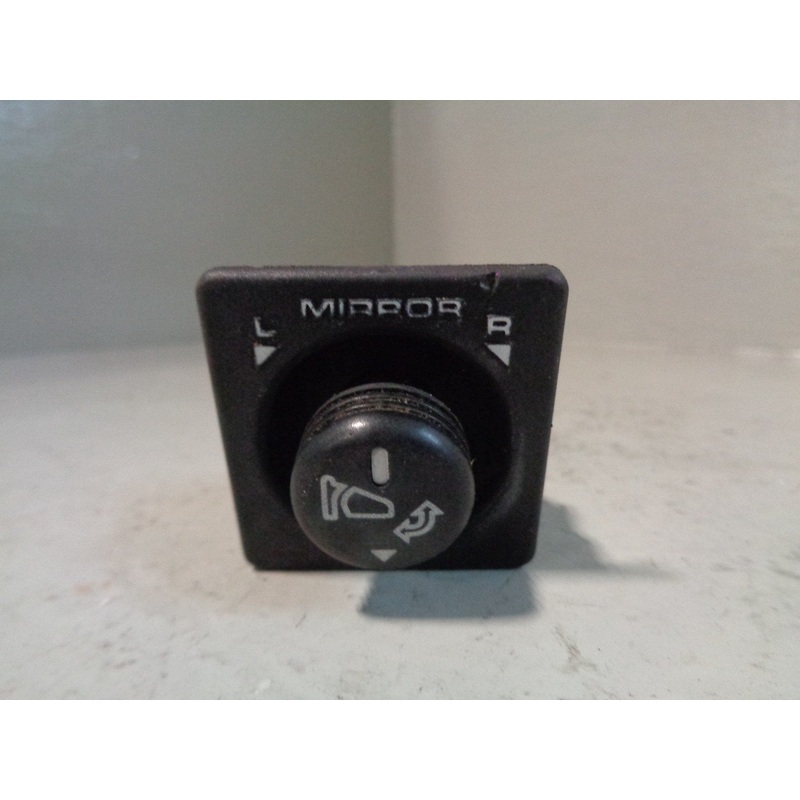 Discovery 2 Electric Mirror Adjust Switch for Power Fold Land Rover 1998 to 2004