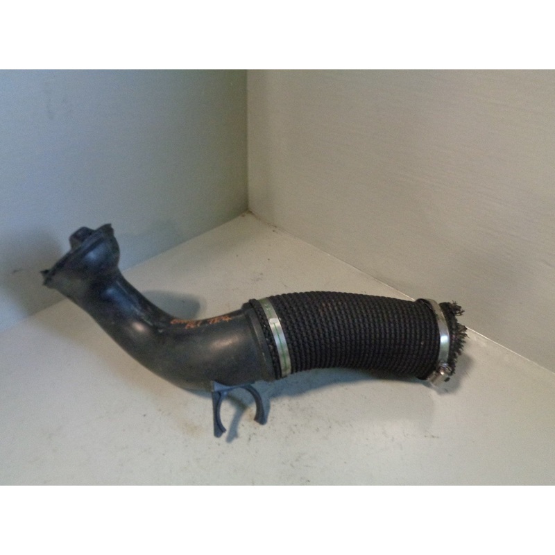 Freelander 1 Air Intake Pipe 2.0 TD4 DHN000030 Land Rover 2001 to 2006