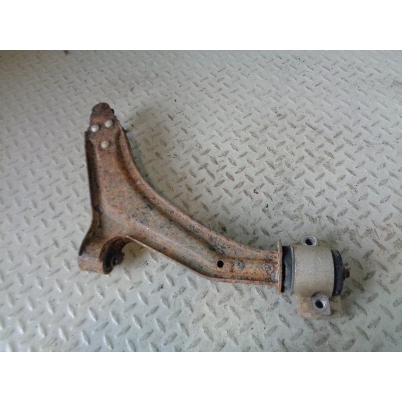 Freelander 1 Front Control Arm Suspension Near Side Lower 2001 to 2006