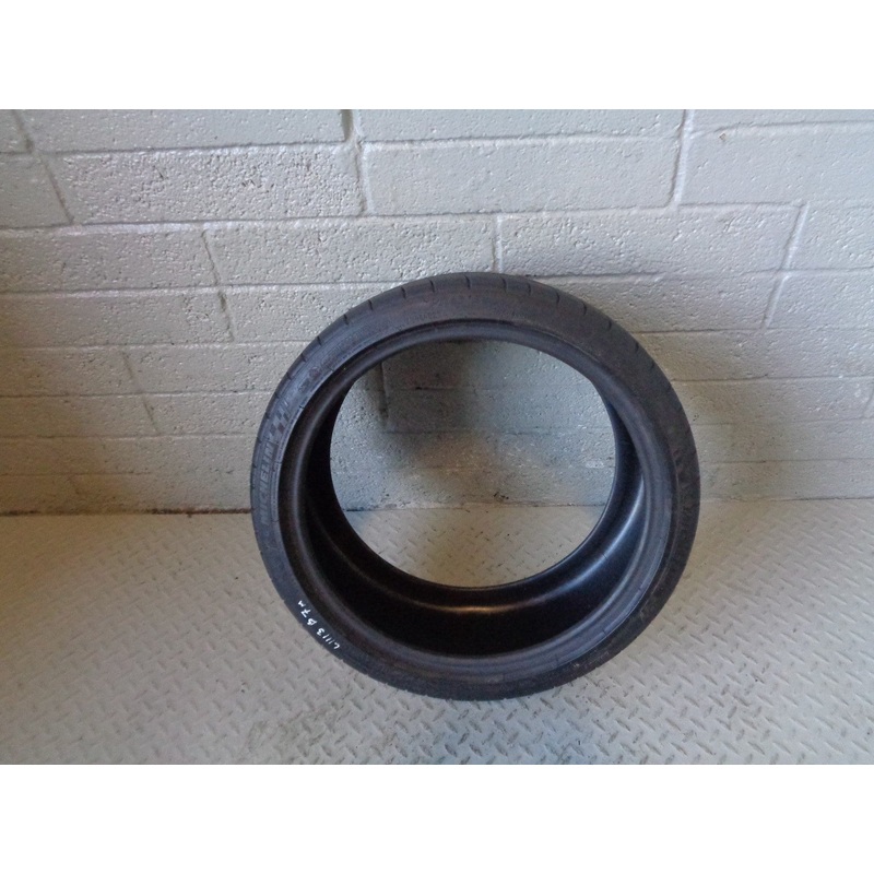 Michelin Pilot Super Sport Part Worn Tyre 245/35ZR19 245 35 19 7mm Tread L1113B