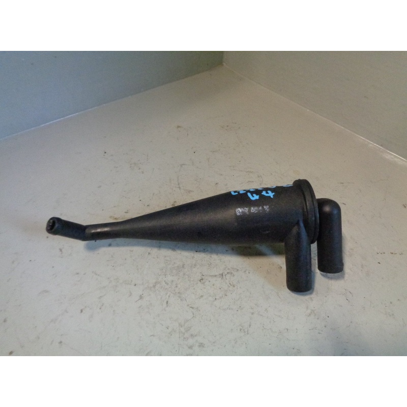 Range Rover Engine Oil Cooler Separator L322 V8 4.4 M62 2002 to 2006