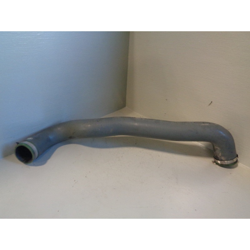 Intercooler Pipe 2.7 TDV6 Silicon Near Side Discovery 3 Range Rover Sport