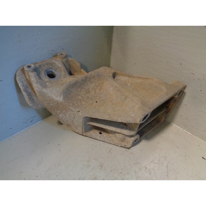 Range Rover L322 Engine Mount Off Side KKU500680 4.4 4.2 V8 AJ-8 2006 to 2009