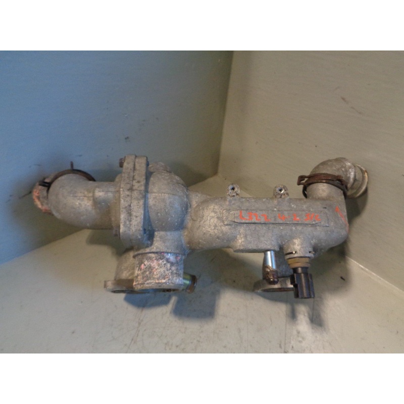 Range Rover Thermostat Water Pipe L322 4.2 V8 Supercharged AJ-8 2006 to 2009
