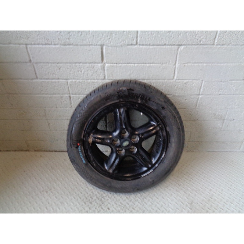 Discovery 2 Alloy Wheel and Tyre 18” 255/55R18 Black Land Rover R08113B