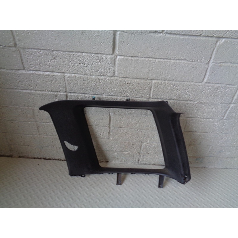 Freelander 1 Quarter Glass Rear Surround Trim Off Side Land Rover 2001 to 2006