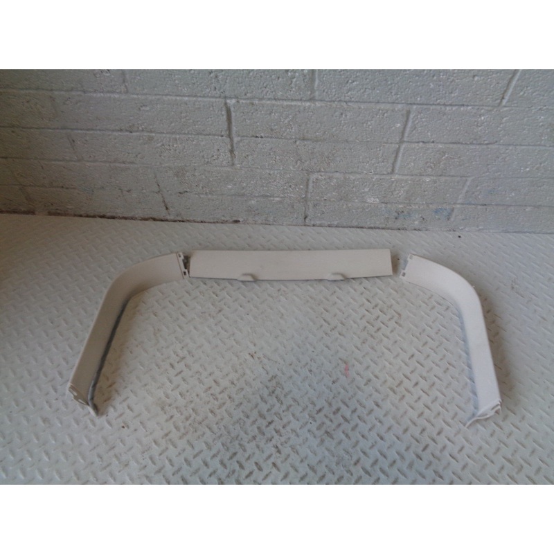 Freelander 2 Tailgate Boot Lid Trim Set In Beige Land Rover 2006 to 2011