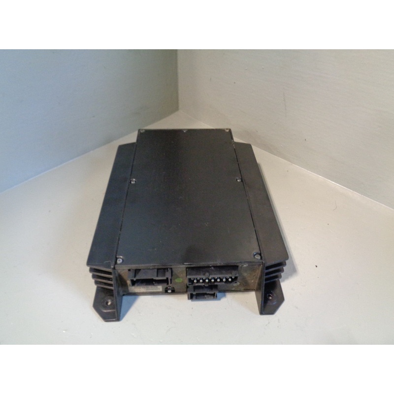 Range Rover L322 Amplifier Amp Vogue Lear XQK000030 2002 to 2006