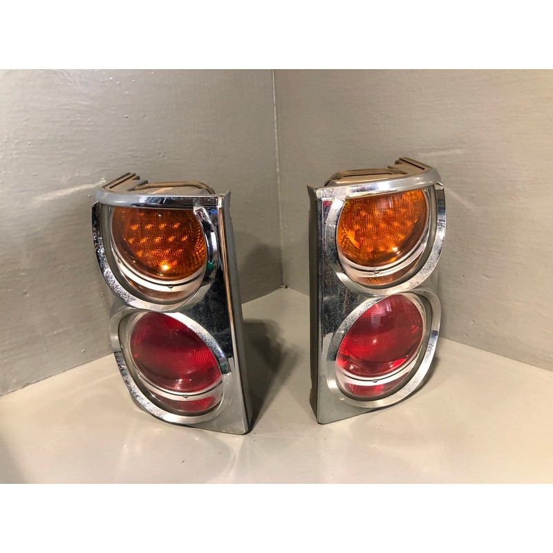 Range Rover L322 Tail Lamp Clusters Rear Lights Pair Chrome Trim 2002 to 2006
