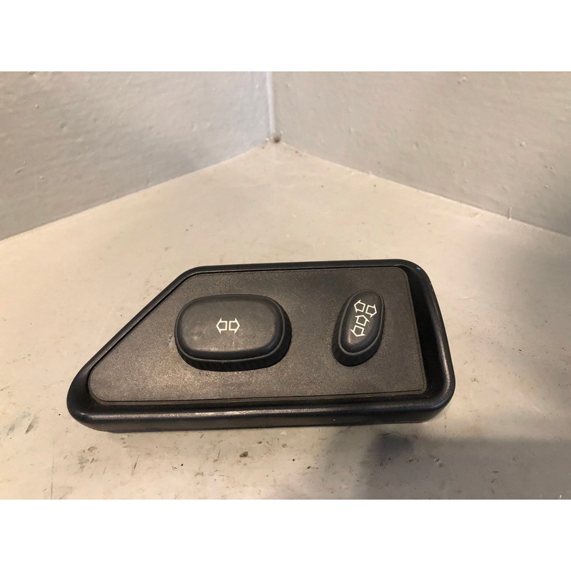 Discovery 2 Electric Seat Switch Near Side Front Land Rover 1998 to 2004