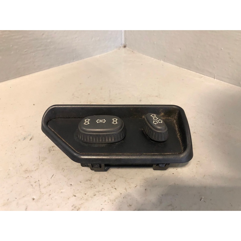 Discovery 2 Electric Seat Switch Off Side Front Land Rover 1998 to 2004