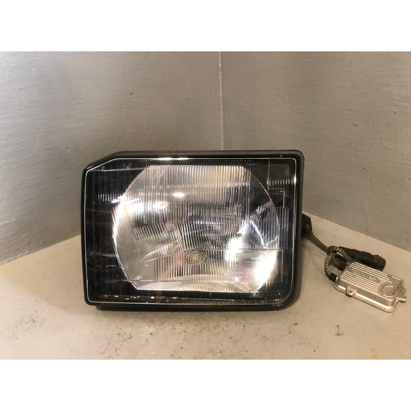 Discovery 2 Headlight Near Side Pre-Facelift XBC105130 Land Rover L06085