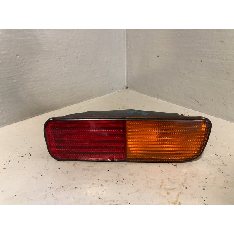 Discovery 2 Lower Light Near Side Rear Indicator Land Rover 1998 to 2002