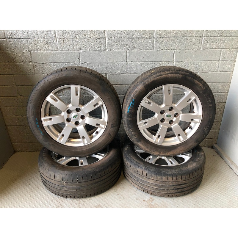 Discovery 4 Alloy Wheels and Tyres 255/55R19 Set of x 4 Land Rover K30075