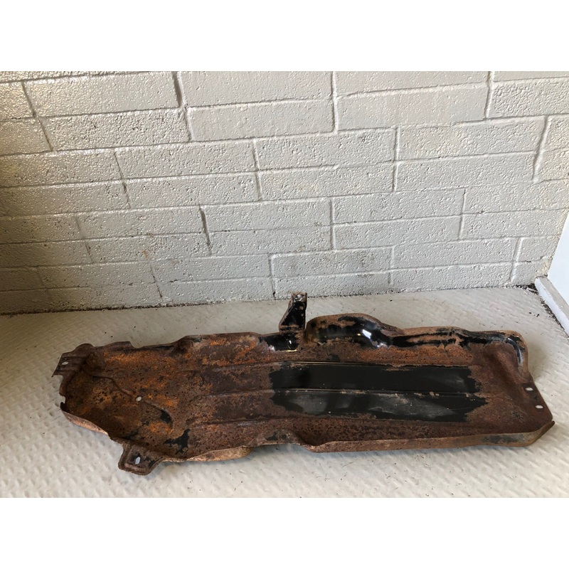 Discovery 4 Fuel Tank Guard LR015384 2009 to 2016 Land Rover K30075