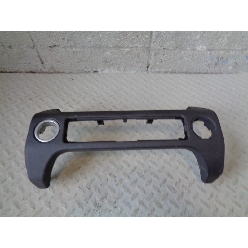 Range Rover L322 Centre Console Air Vent Trim LBGFAE500740PV 2006 to 2010