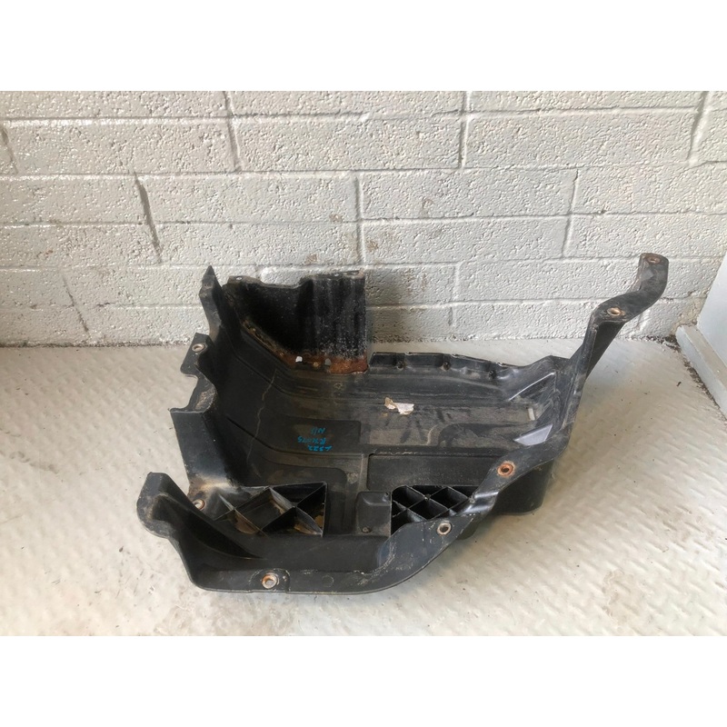 Range Rover L322 Guard Fuel Tank Under Tray Near Side Left 2002 to 2006