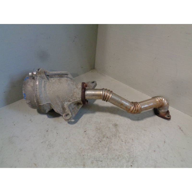 Discovery 2 TD5 Rotary Oil Filter Housing and Pipe Swirl Pot Land Rover R19034