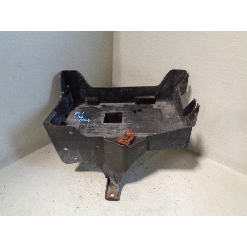 Freelander 1 Battery Tray Land Rover YJC500040 2001 to 2006 H15024