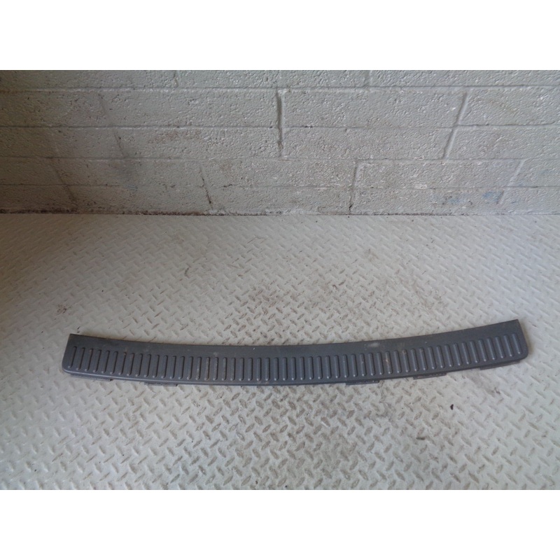 Range Rover Sport Rear Bumper Scuff Protector Trim 9H32-17775-AB Land Rover