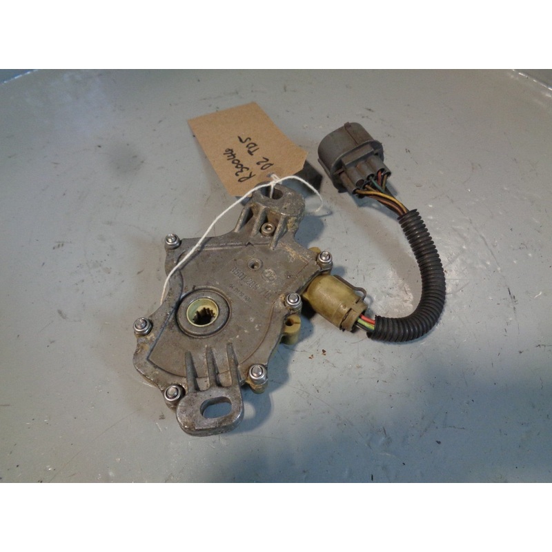 Discovery 2 Inhibitor Switch XYZ Gear Position Sensor Land Rover UHB100190