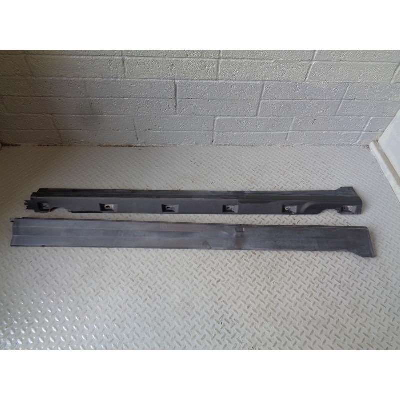 Freelander 2 Sill Cover Trims Pair Land Rover 2006 to 2011 Black Plastic H19044