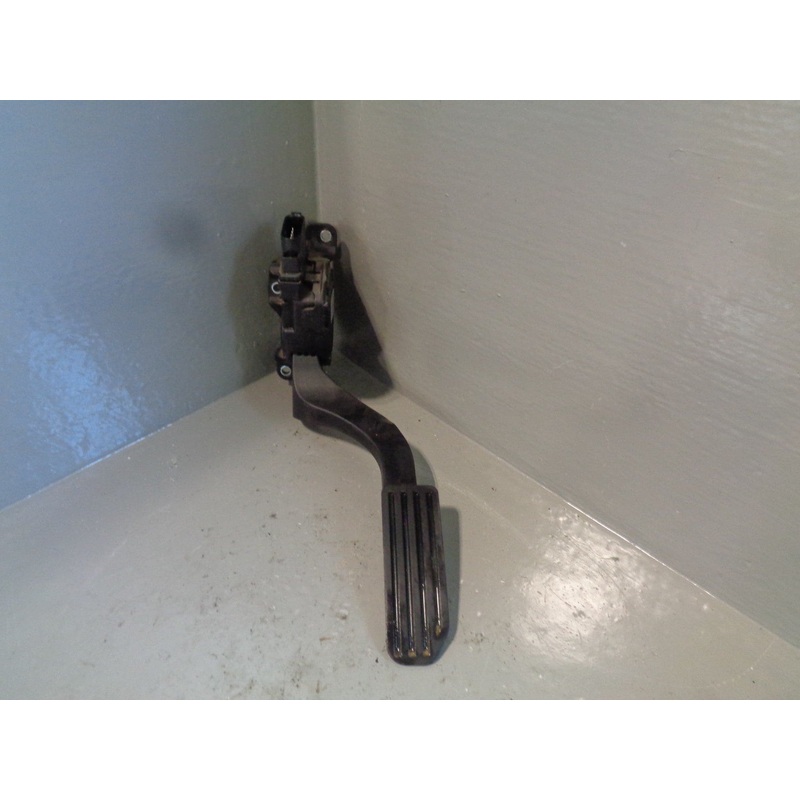 Freelander 2 Throttle Pedal 7G9N-9F836-GA Land Rover 2.2 TD4 Manual 2006 to 2015