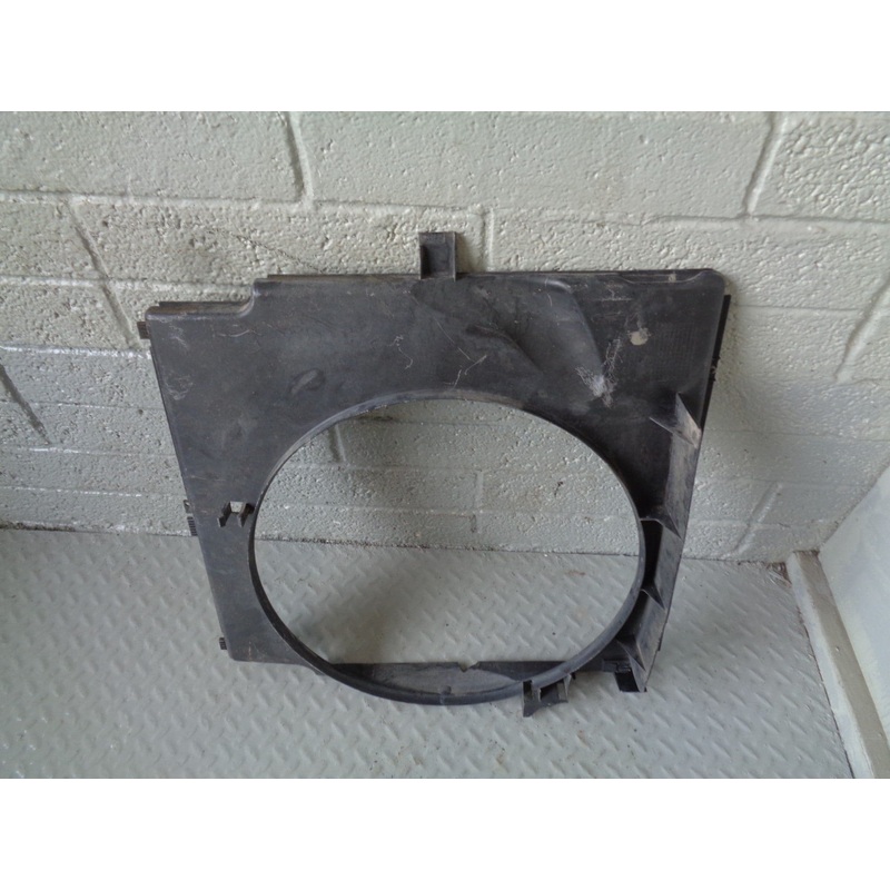 Range Rover L322 Radiator Fan Surround 3.0 TD6 PGK000020 Shroud Cowling