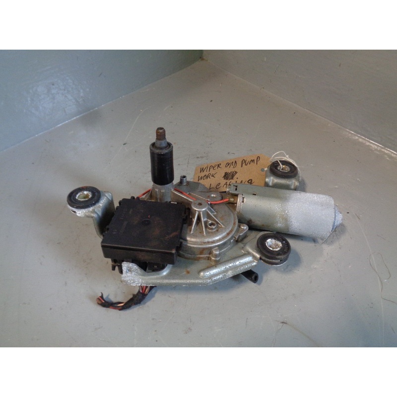 Range Rover L322 Rear Wiper Motor Land Rover 0 390 201 571 2002 to 2010 H04054