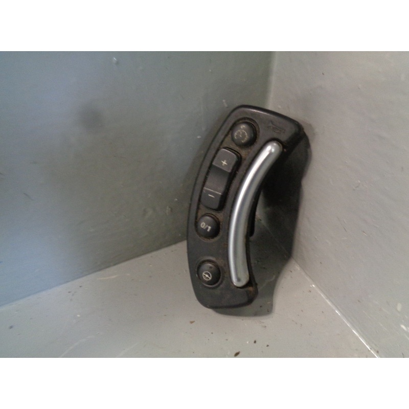 Range Rover L322 Steering Wheel Switch Pack Cruise 6 921 655 2002 to 2010