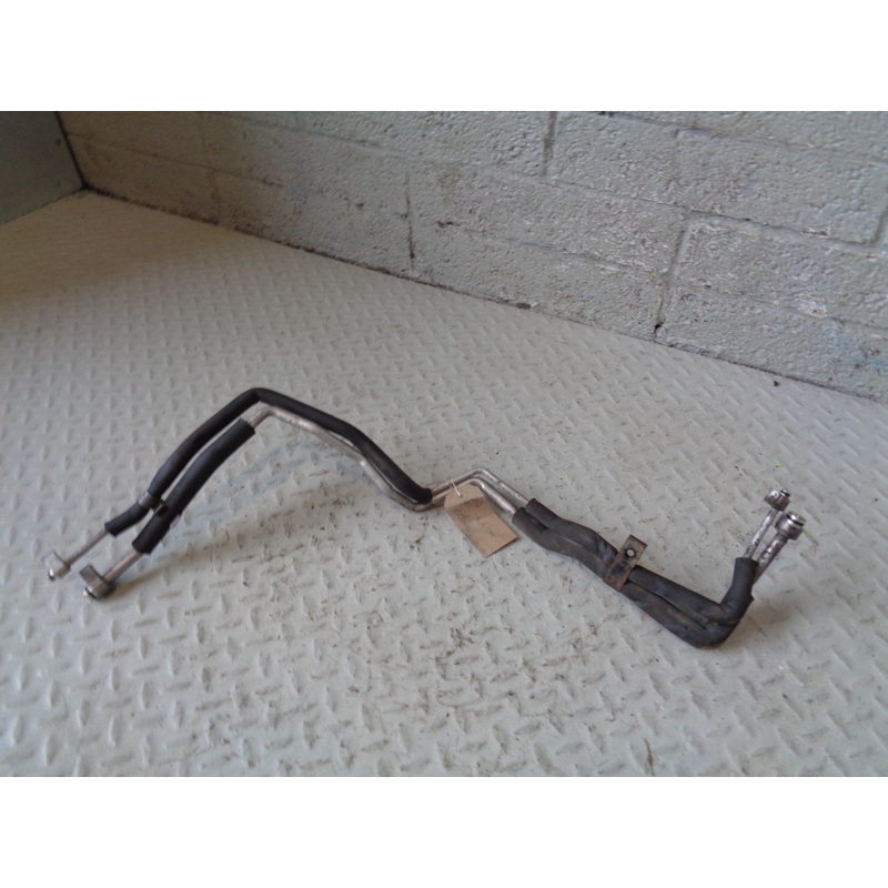 Discovery 3 Air Conditioning Pipes Compressor to Condenser 2.7 TDV6 Land Rover