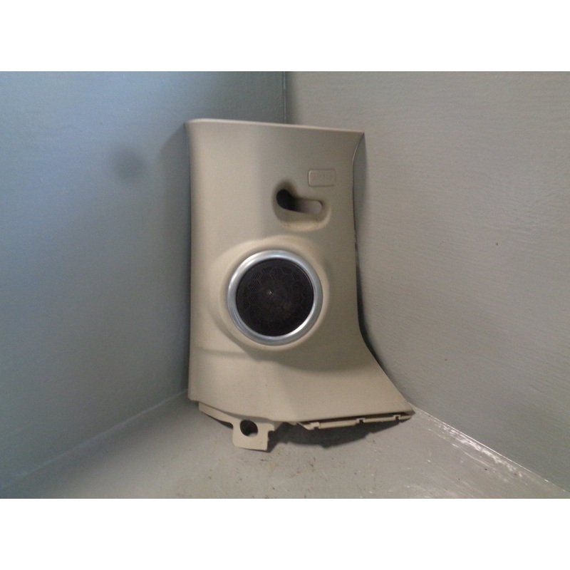Discovery 4 D Pillar Trim Speaker XQM000400 Near Side Land Rover 2009 to 2014