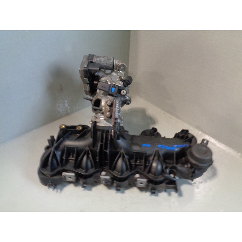 Freelander 2 Inlet Manifold with Swirl Pot and Throttle Body 2.2 TD4 Land Rover