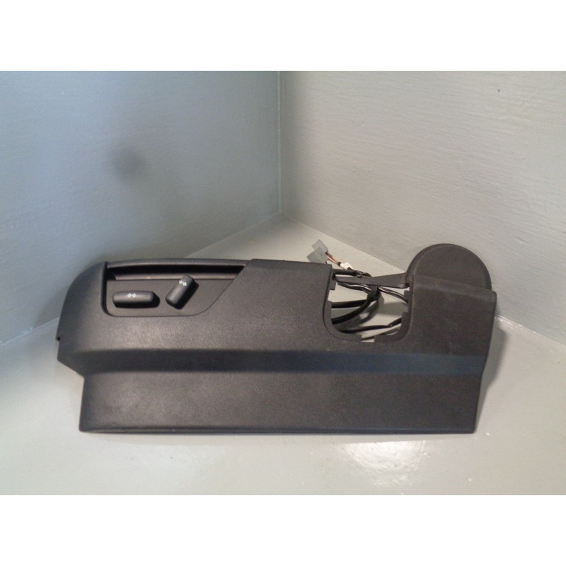 Freelander 2 Seat Valance Trim Near Side Black with Seat Switches Land Rover