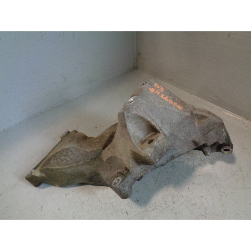 Discovery 3 Alternator Bracket Mount 2.7 TDV6 Land Rover 2004 to 2009