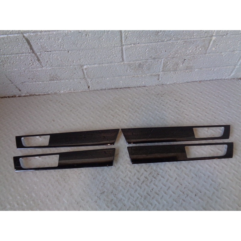 Discovery 4 Trim Kit Interior Doors Piano Black Land Rover 2009 to 2014 K10064