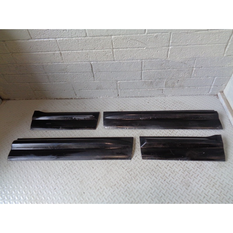 Freelander 2 Door Set of Door Pod Trims Santorini Black Land Rover 2006 to 2011