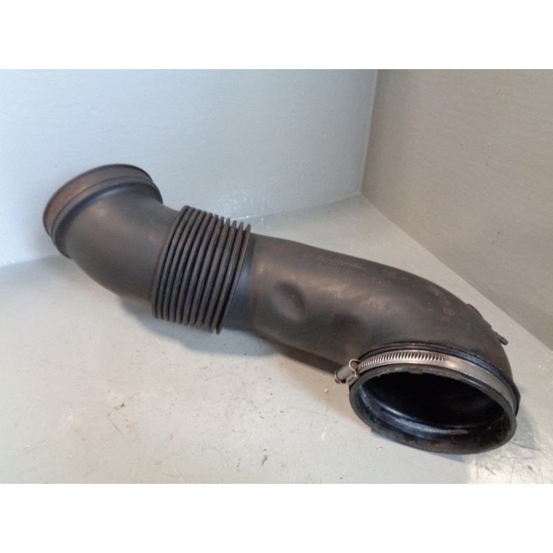 Range Rover L322 Air Intake Induction Pipe 4.4 V8 13.71-7509250 2002 to 2006