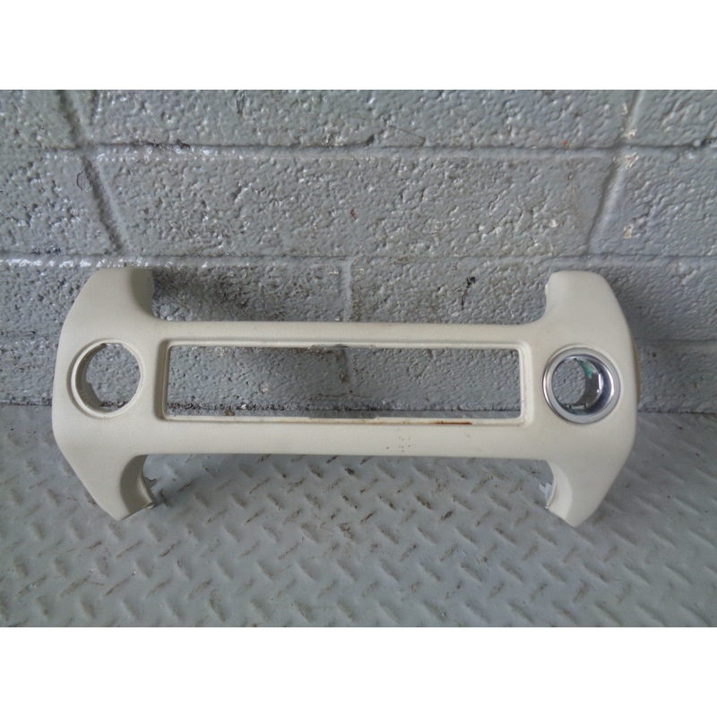 Range Rover L322 Centre Console Air Vent Trim in Ivory 2009 to 2012