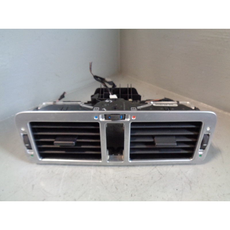 Range Rover L322 Dashboard Centre Air Vents JBD000022PUY 2002 to 2006