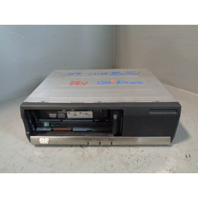 Range Rover L322 DVD Multi Changer Player 6 Disc XQE500060 Spares R14054
