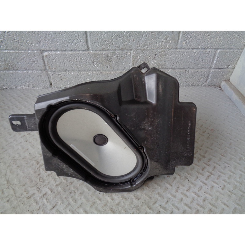 Range Rover L322 Subwoofer Harmon Kardon Speaker AH42-18808-CA 2010 to 2013