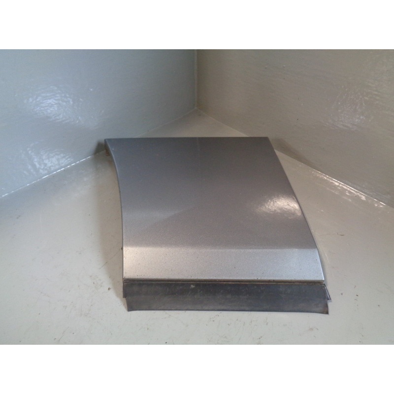 Range Rover L322 Wing Trim Near Side Front Orkney Grey 2006 to 2013