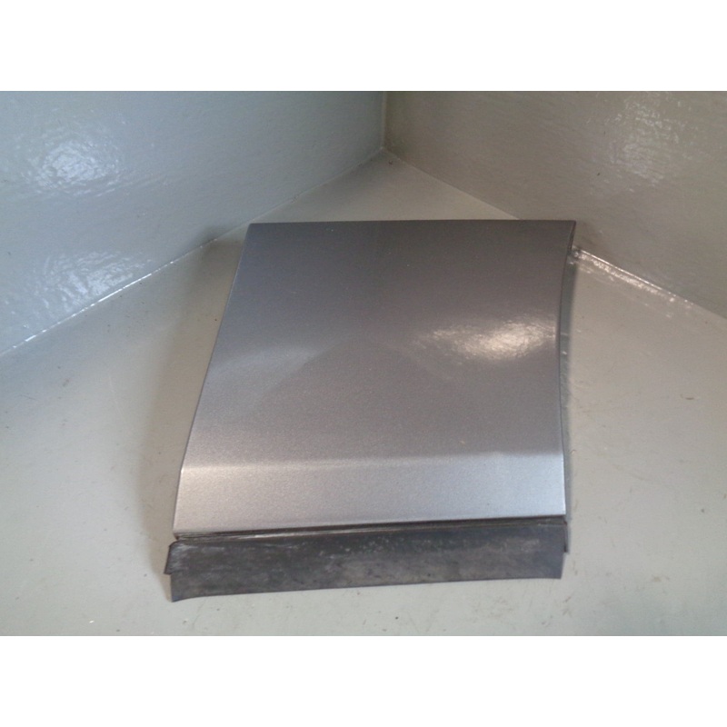 Range Rover L322 Wing Trim Off Side Front Orkney Grey 2006 to 2013