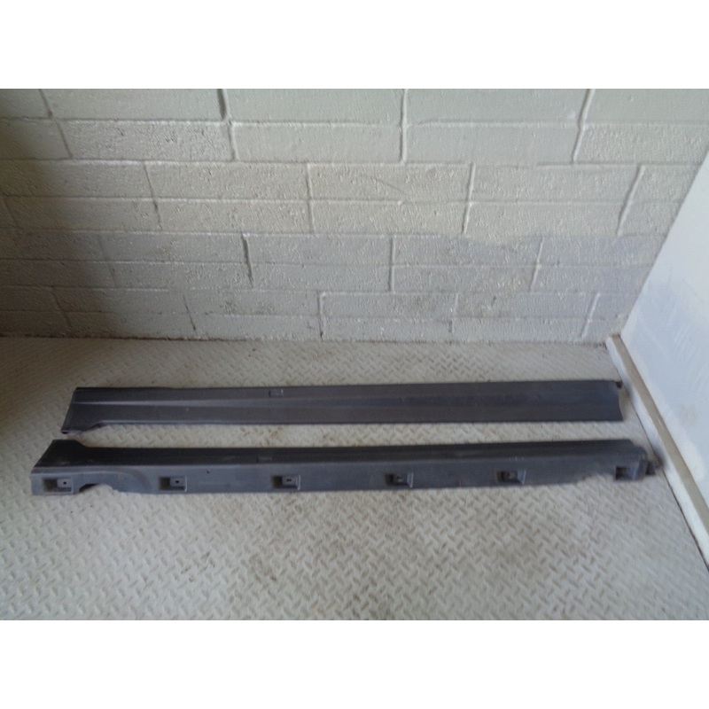 Freelander 2 Sill Cover Trims Pair Land Rover 2006 to 2011 Black Plastic S17074