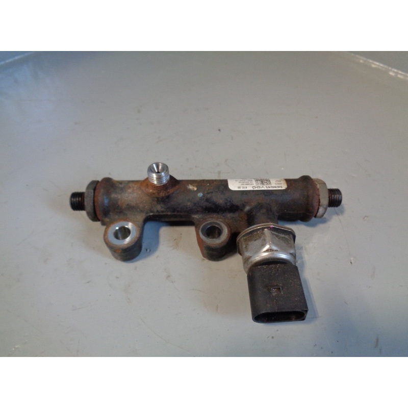 Fuel Rail Range Rover Sport 2.7 TDV6 Land Rover Discovery 3 4R8Q-9C066-AE
