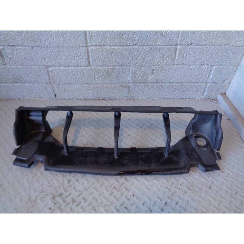 Range Rover L322 Radiator Lower Air Duct 4.4 TDV8 AH42-19E525-FB 2010 to 2013