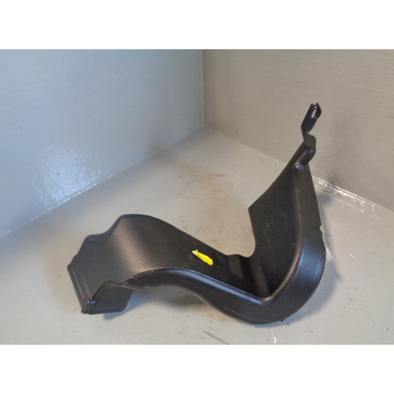 Range Rover Evoque Air Vent Pipe BJ32-9G789 BA Near Side L538 2011 to 2018